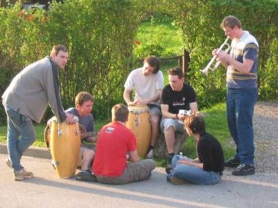 April'05-018.jpg_t400.jpg